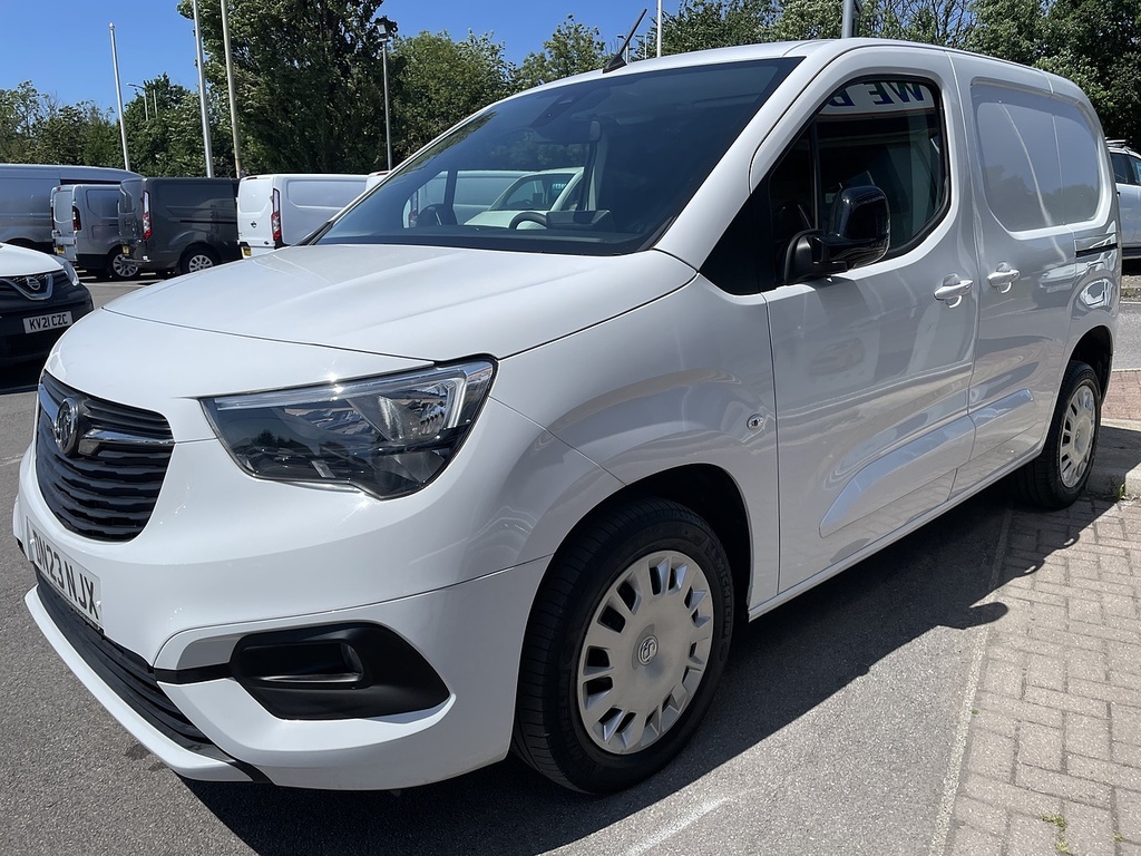 Vauxhall Combo 1.5 Turbo D 2300 Pro Panel Van L DN23NJX White #4
