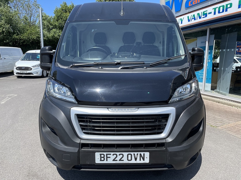 Peugeot Boxer 2.2 Bluehdi 335 Professional Panel Van Black #3