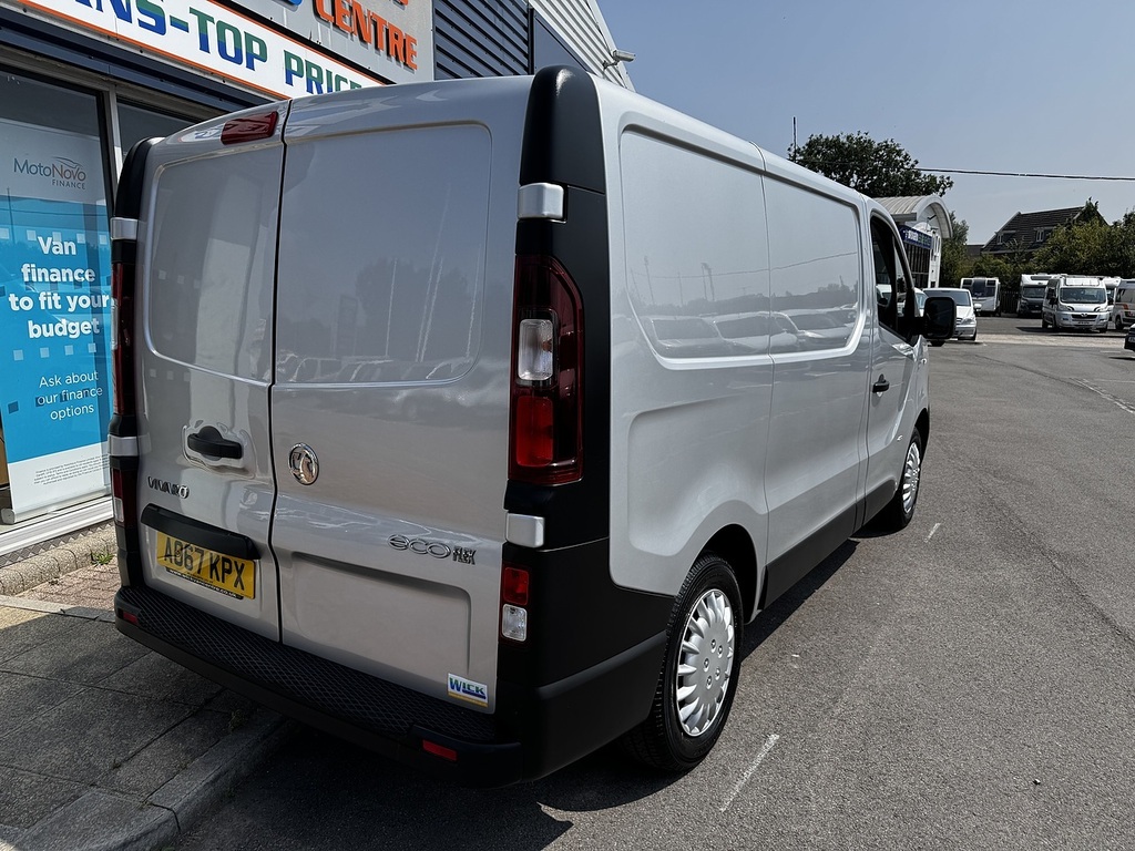 Vauxhall Vivaro 2017 17 L2h1 Silver #9