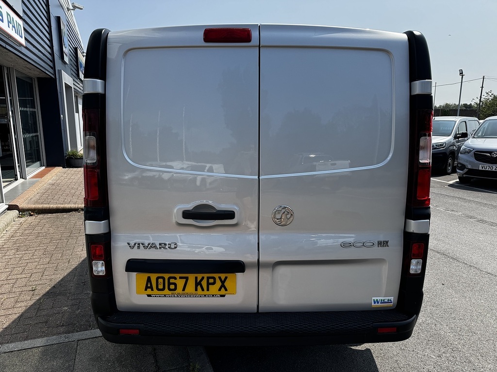 Vauxhall Vivaro 2017 17 L2h1 Silver #8