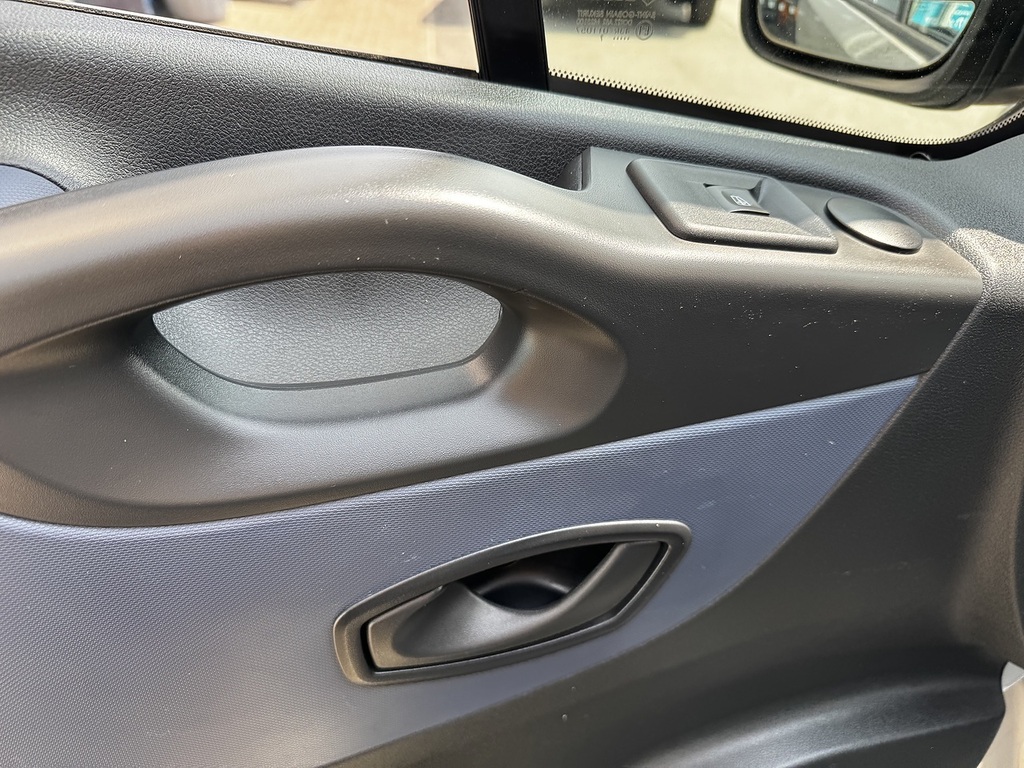 Vauxhall Vivaro 2017 17 L2h1 Silver #21