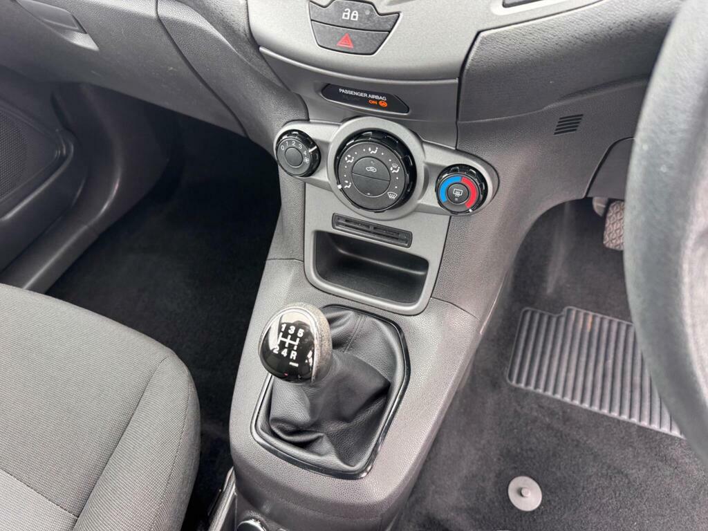 Ford Fiesta 1.25 Zetec Euro 5 Black #30