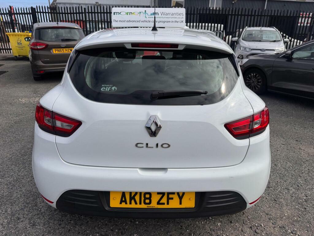 Renault Clio 1.2 16V Play Euro 6 White #4