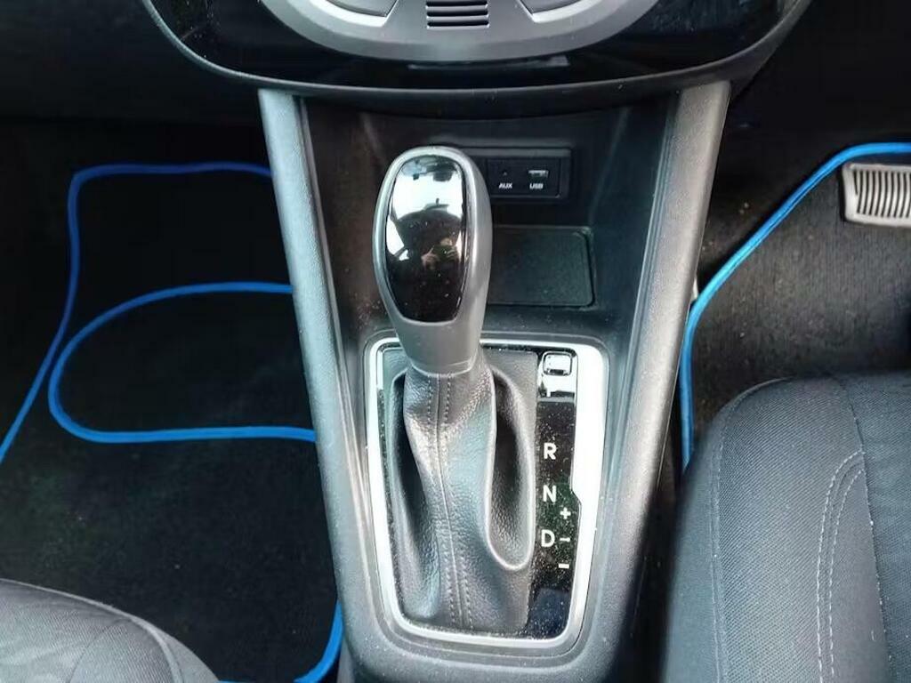 Hyundai Ix20 1.6 Se 123 Bhp Grey #9