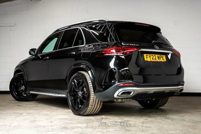Mercedes-Benz GLE Class 2022 2.0 Gle350de 31.2Kwh Amg Line Premium Plus FY22WPE Black #3