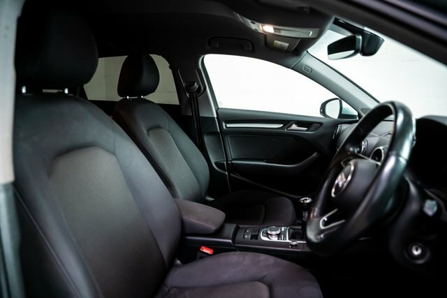 Audi A3 2018 1.6 Tdi Se Technik Sportback Manua Silver #5