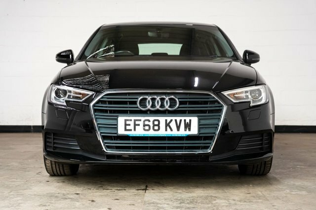 Audi A3 2018 1.0 Tfsi 30 Se Technik Sportback S Black #2