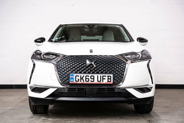 DS DS 3 Crossback 2019 1.2 Puretech Ultra Prestige Crossback Pet White #2