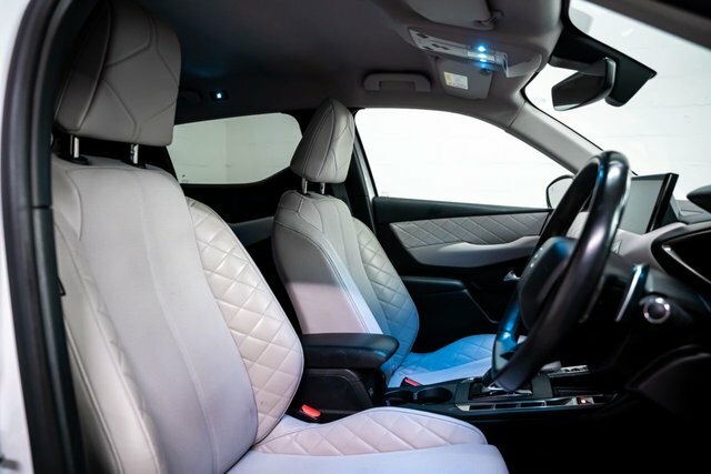DS DS 3 Crossback 2019 1.2 Puretech Ultra Prestige Crossback Pet White #5