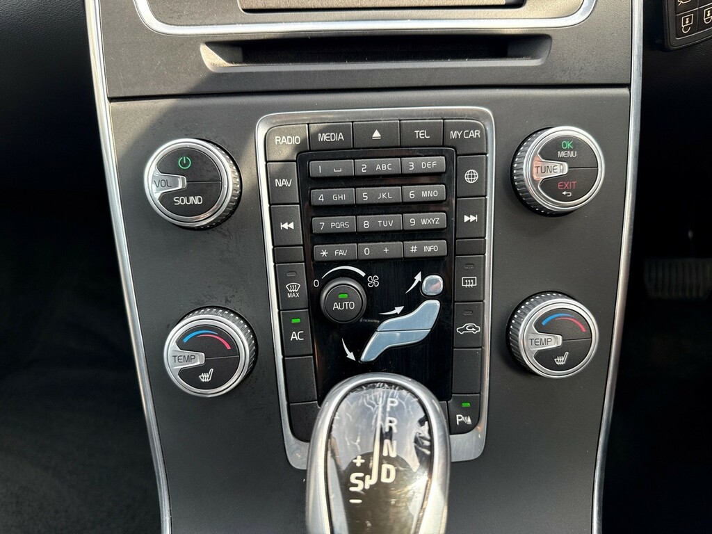 Volvo V60 Estate D5 Grey #16