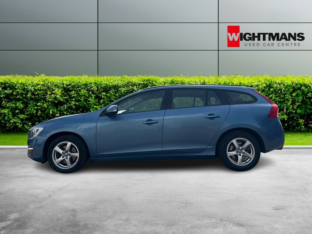Volvo V60 1.6 T3 Business Edition Blue #4
