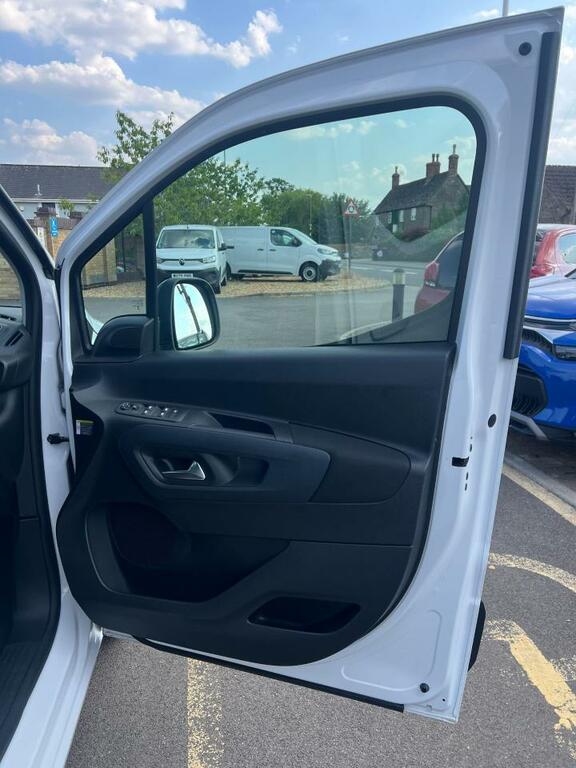 Citroen e-Berlingo E-berlingo Plus Blue #14