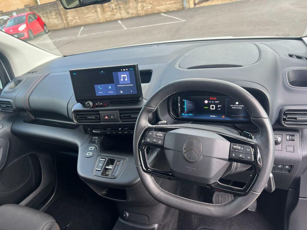 Citroen e-Berlingo E-berlingo Plus Blue #19