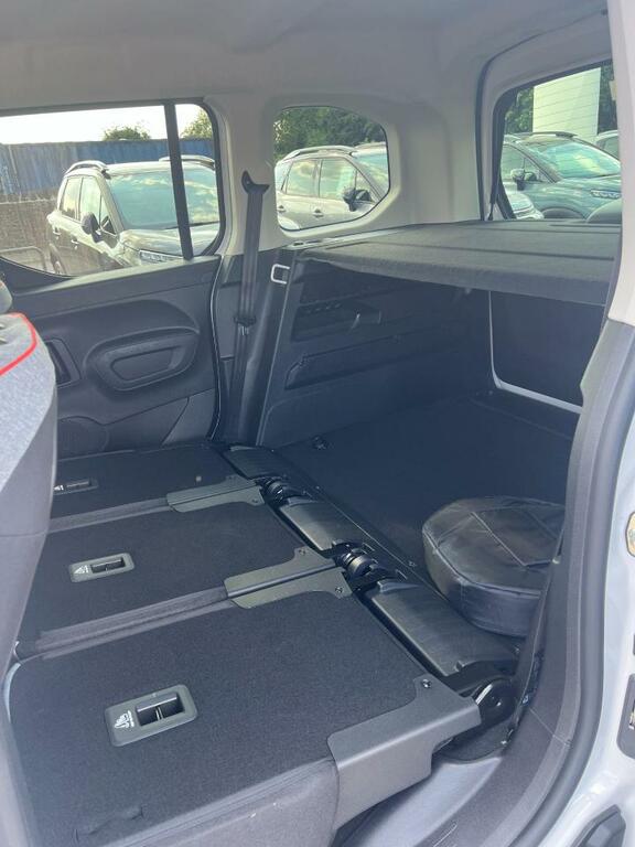 Citroen e-Berlingo E-berlingo Plus Blue #33