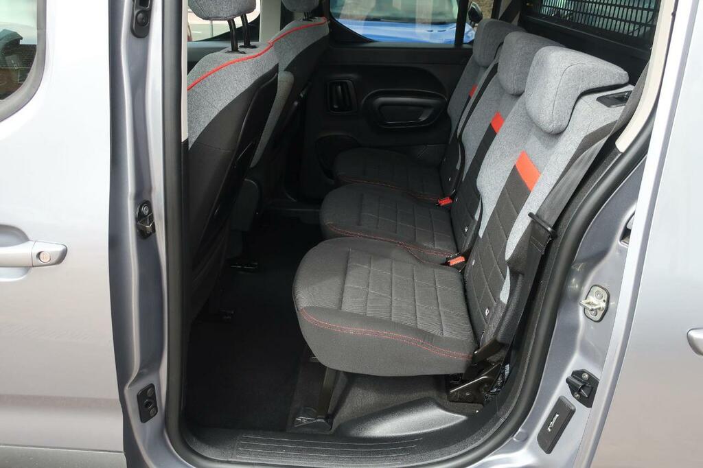 Citroen Berlingo Driver White #29