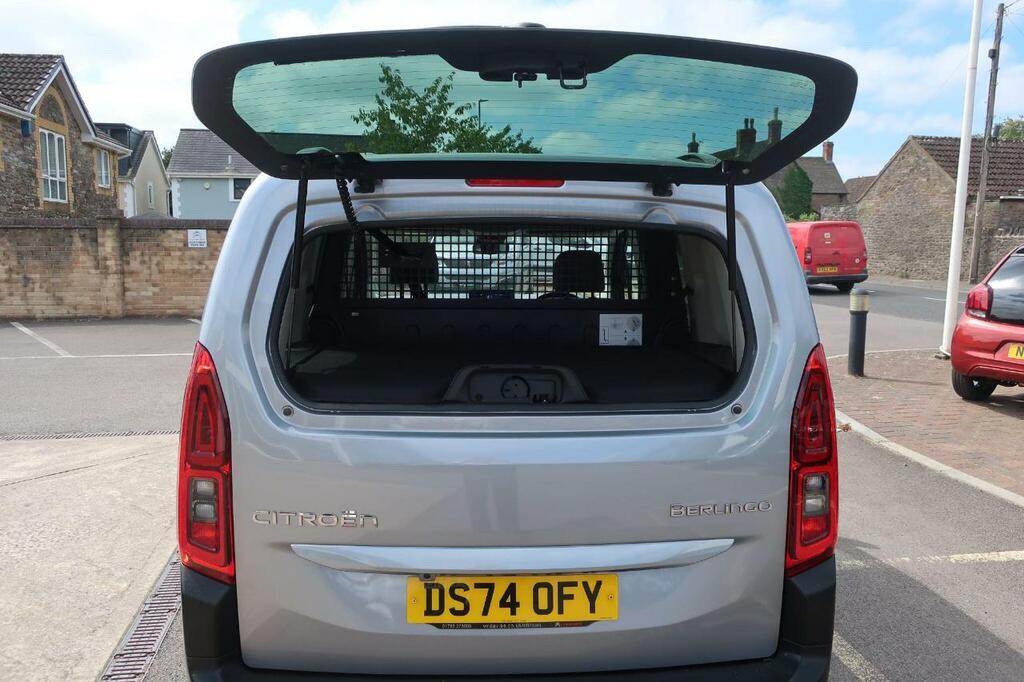 Citroen Berlingo Driver White #10