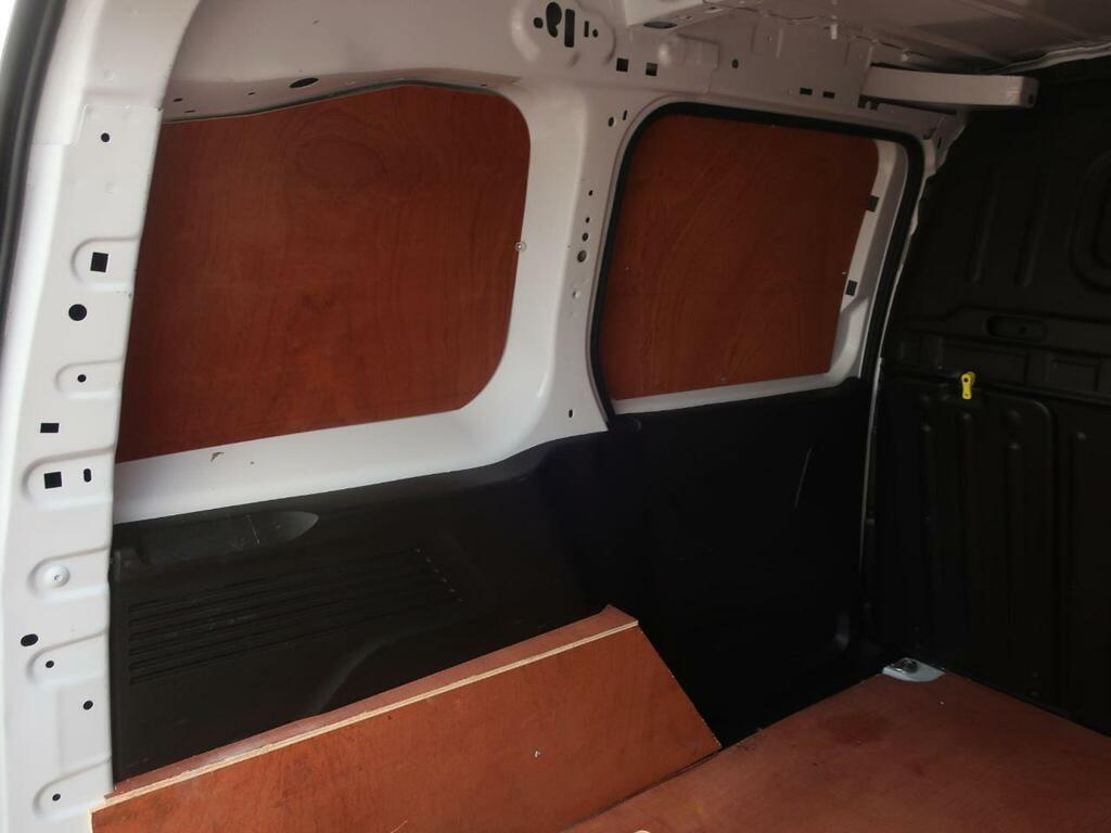 Peugeot Partner Mpv White #26