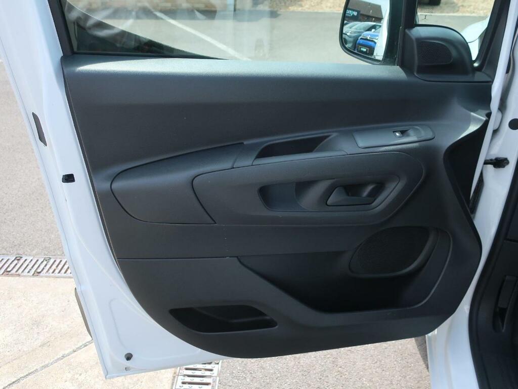 Peugeot Partner Mpv White #24