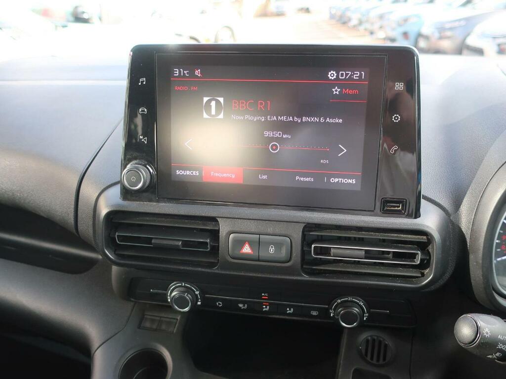 Citroen Berlingo 1.5L Enterprise M Pro White #16