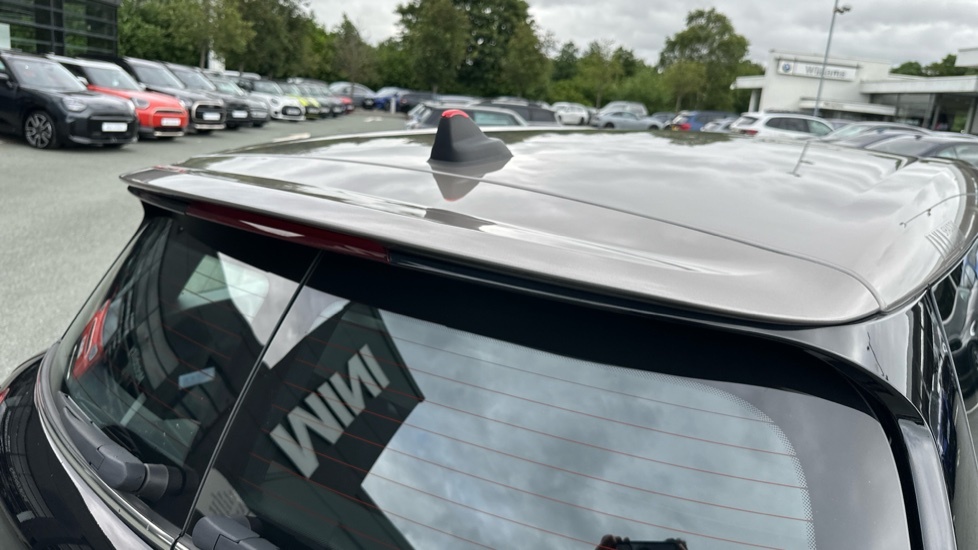 Mini Clubman 1.5 Cooper Exclusive 6Dr Silver #40