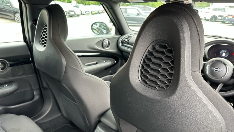 Mini Clubman 1.5 Cooper Exclusive 6Dr Silver #45