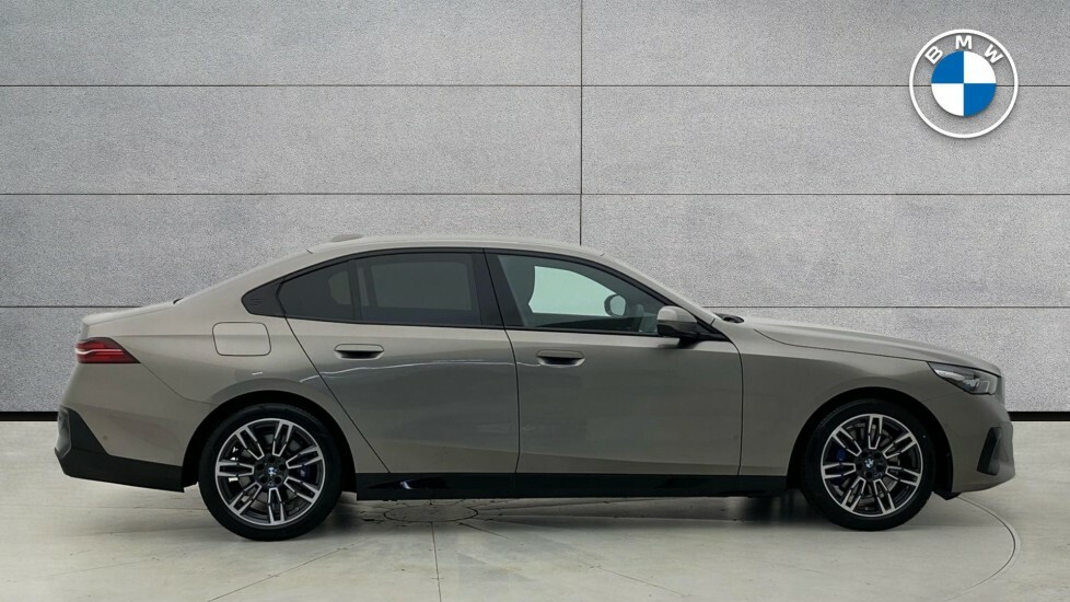 BMW 5 Series 520I M Sport Touring Grey #3