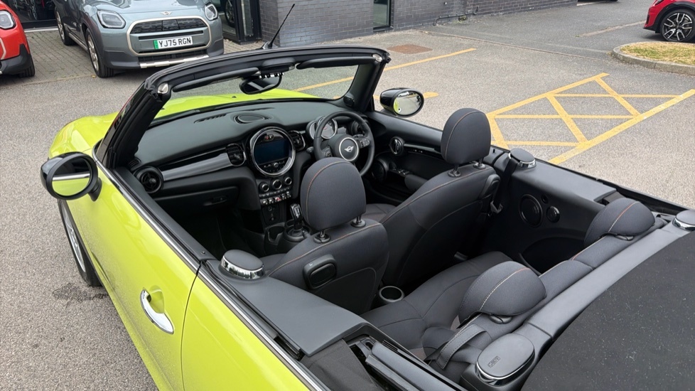 Mini Convertible 2.0 Cooper S Exclusive Premium Grey #36