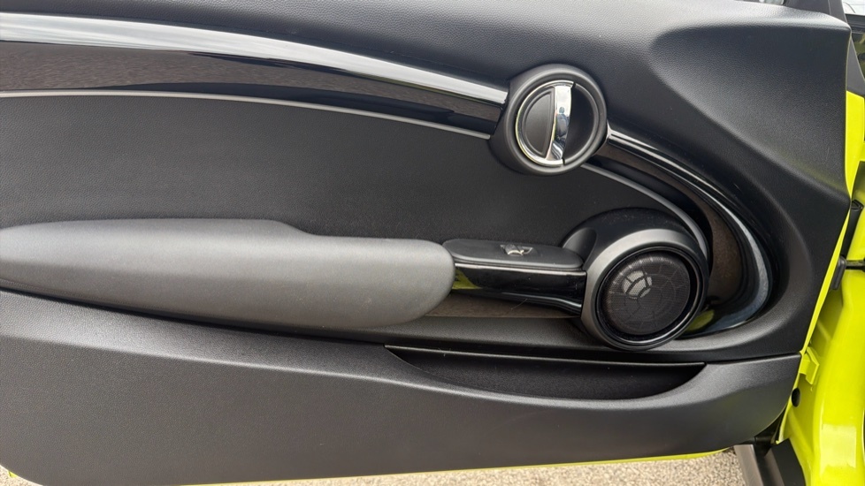 Mini Convertible 2.0 Cooper S Exclusive Premium Grey #37