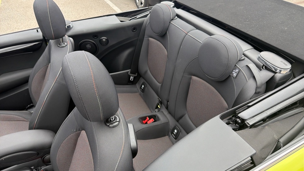 Mini Convertible 2.0 Cooper S Exclusive Premium Grey #42