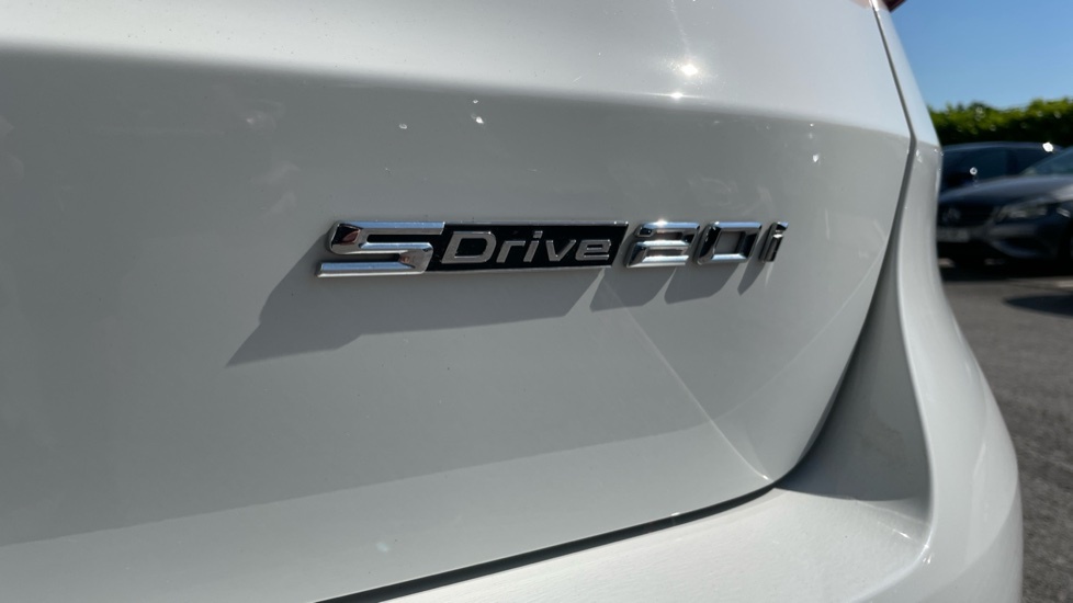 BMW X1 1.5 20I Xline Suv Hybrid Dct Sdrive 1 Green #45