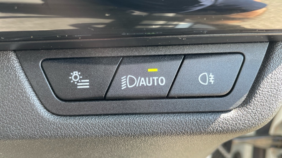 BMW X1 1.5 20I Xline Suv Hybrid Dct Sdrive 1 Green #20