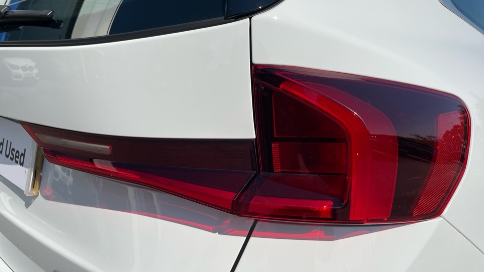 BMW X1 1.5 20I Xline Suv Hybrid Dct Sdrive 1 Green #22