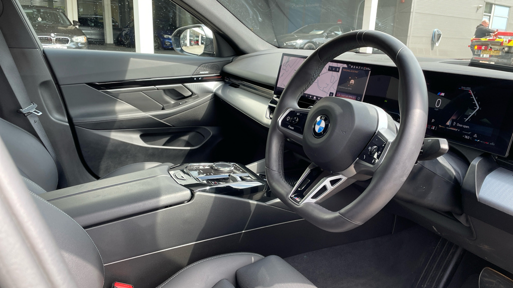 BMW 5 Series 2.0 520I Mht M Sport Pro Saloon Hybrid Black #6