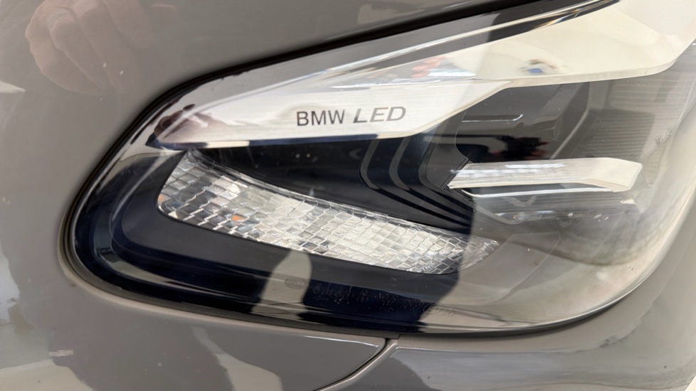 BMW 5 Series 520D Mht Se Step Black #33