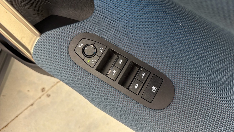 Mini Aceman 160Kw Se Exclusive Level 2 54Kwh Blue #49