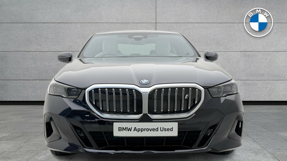 BMW i5 442Kw M60 Xdrive 84Kwh Grey #16