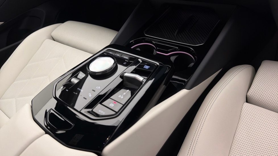 BMW i5 442Kw M60 Xdrive 84Kwh Grey #10