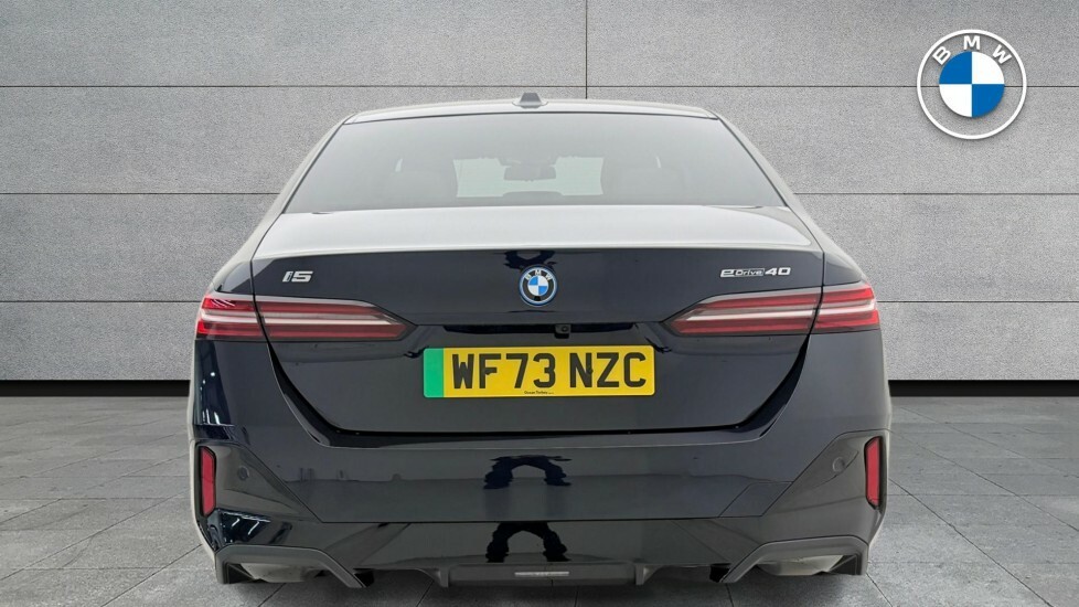 BMW i5 442Kw M60 Xdrive 84Kwh Grey #15