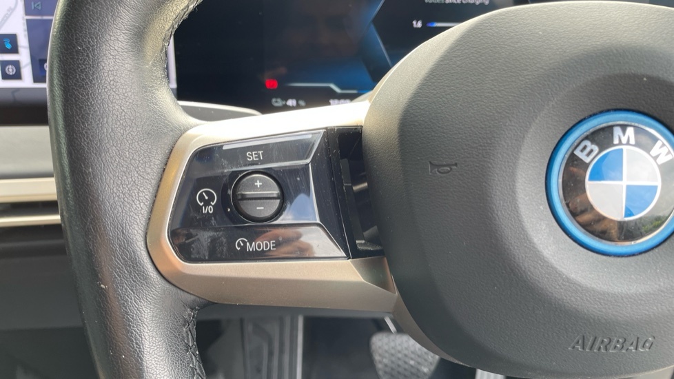 BMW iX Ix Xdrive 40 M Sport Blue #17