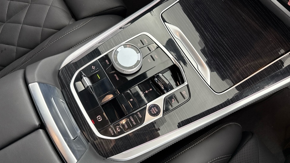 BMW X5 Xdrive30d Mht M Sport Black #10