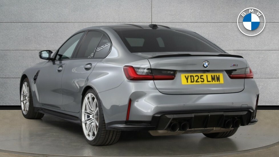 BMW M3 Xdrive 530 Competition M Step 2025 Black #2
