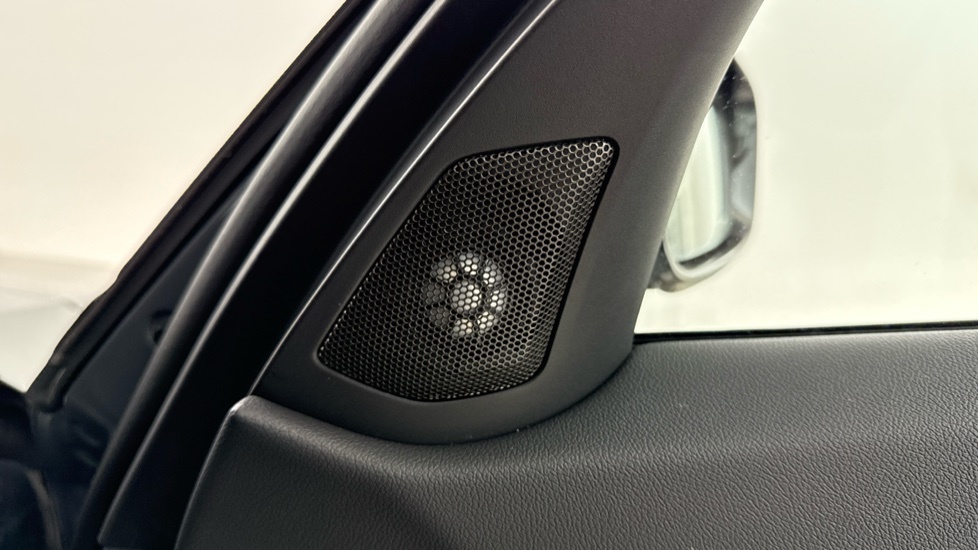 BMW M3 Xdrive 530 Competition M Step 2025 Black #20