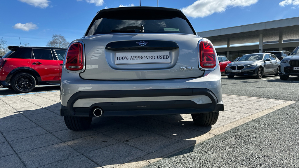 Mini Hatch F55 Mini 5-Door Cooper Exclusive Lci II Black #37