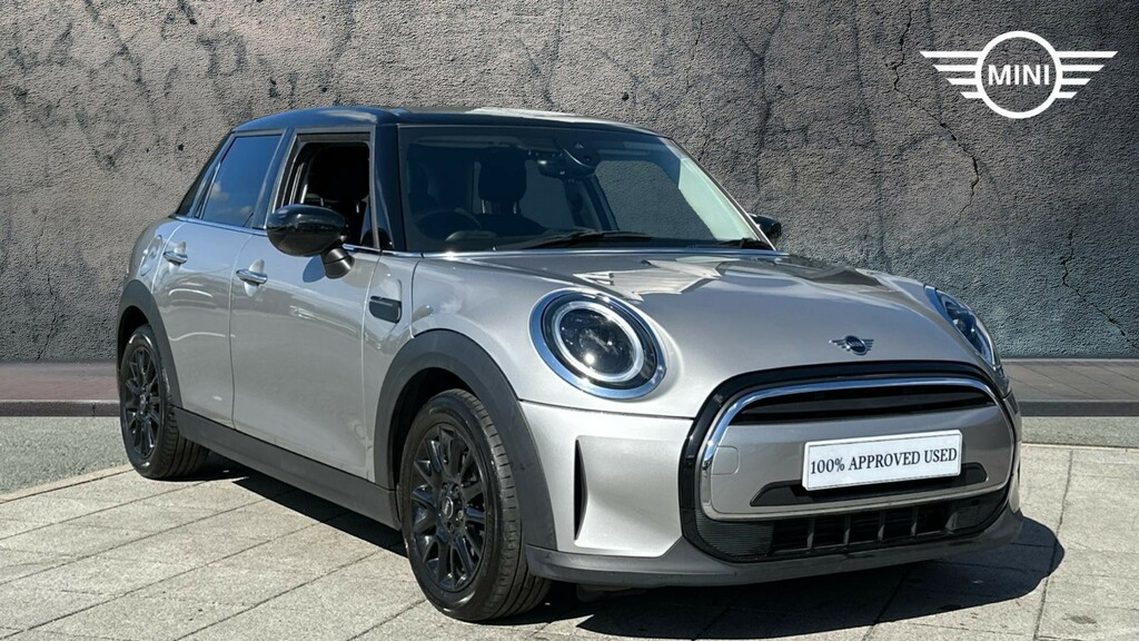 Mini Hatch F55 Mini 5-Door Cooper Exclusive Lci II Black #1