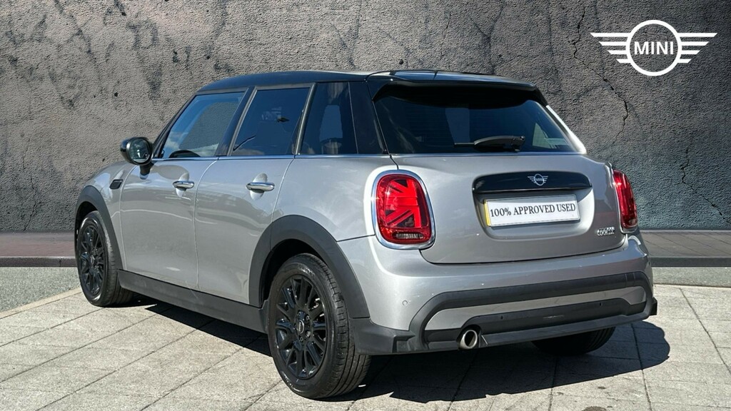 Mini Hatch F55 Mini 5-Door Cooper Exclusive Lci II Black #2