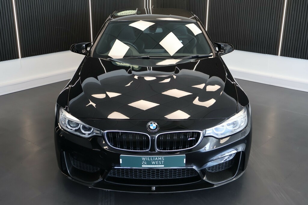 BMW M4 3L Null Black #3