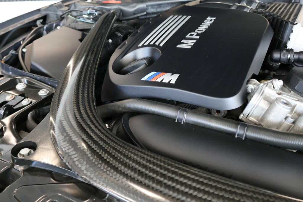 BMW M4 3L Null Black #39