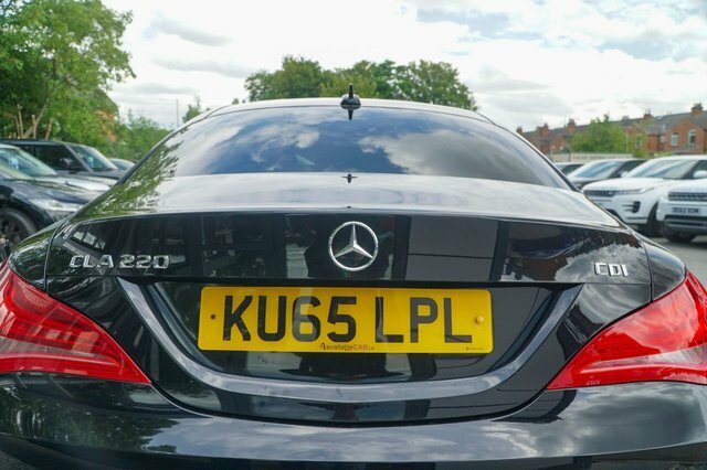 Mercedes-Benz CLA Class Cla200 Cdi Amg Sport 4-Door White #42