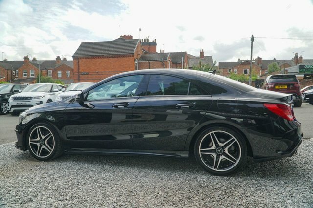 Mercedes-Benz CLA Class Cla200 Cdi Amg Sport 4-Door White #41