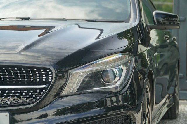 Mercedes-Benz CLA Class Cla200 Cdi Amg Sport 4-Door White #13